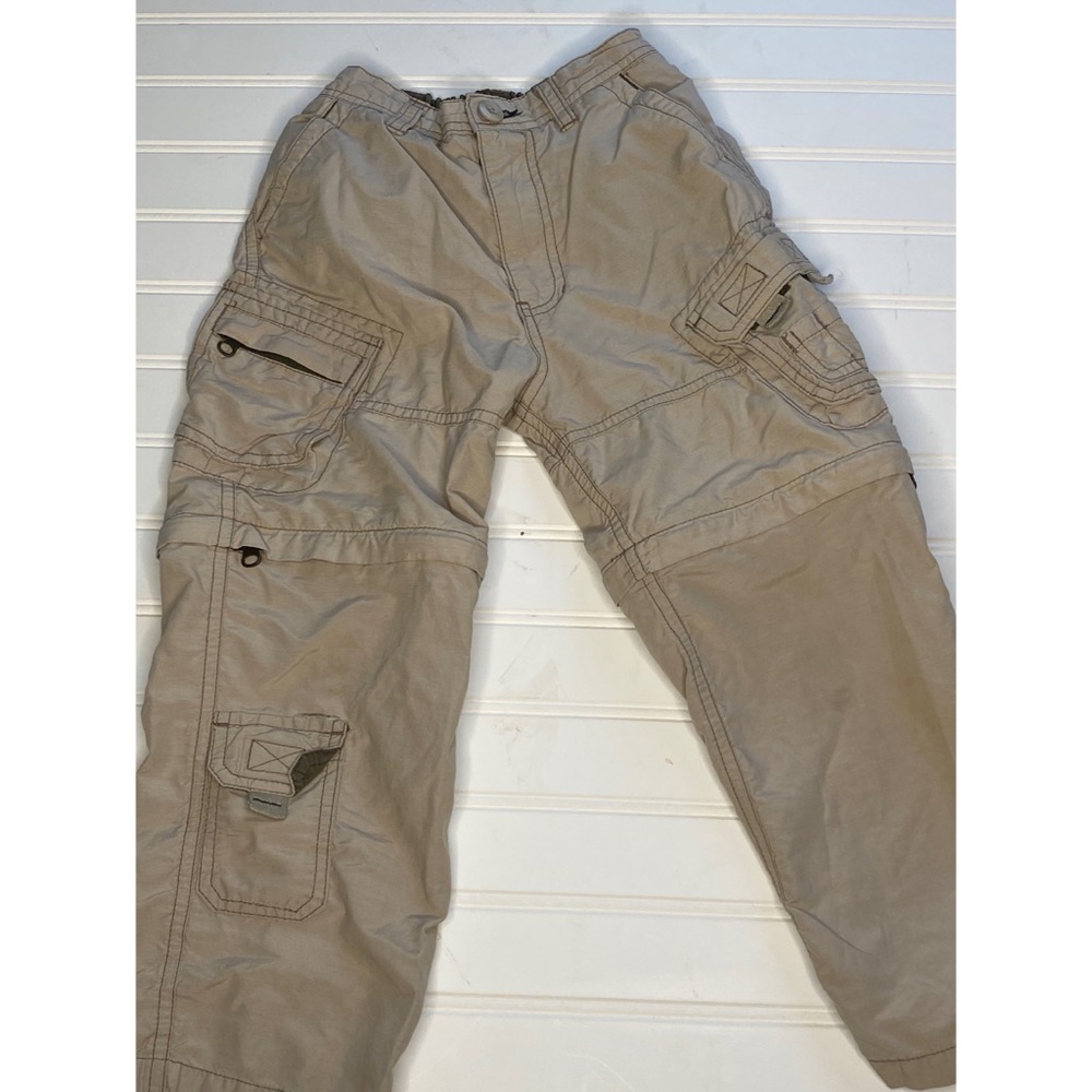 Convertible zippered pants/shorts